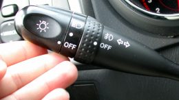 728px-Turn_signals_4